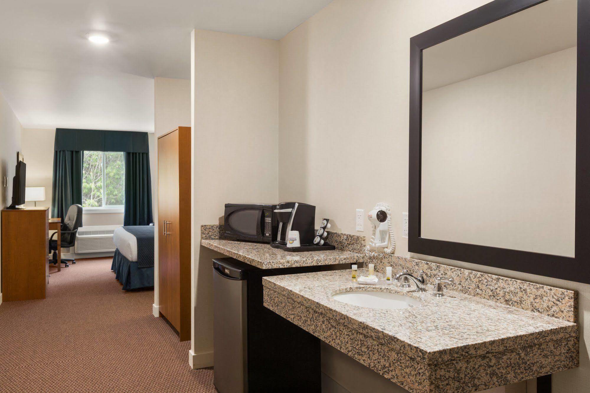 Days Inn By Wyndham Sioux Lookout Zewnętrze zdjęcie